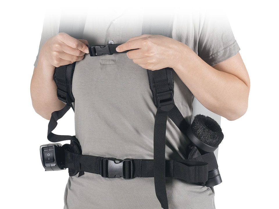 The accessory belt with practical control of the CA BACK backpack vacuum cleaner by Comac
