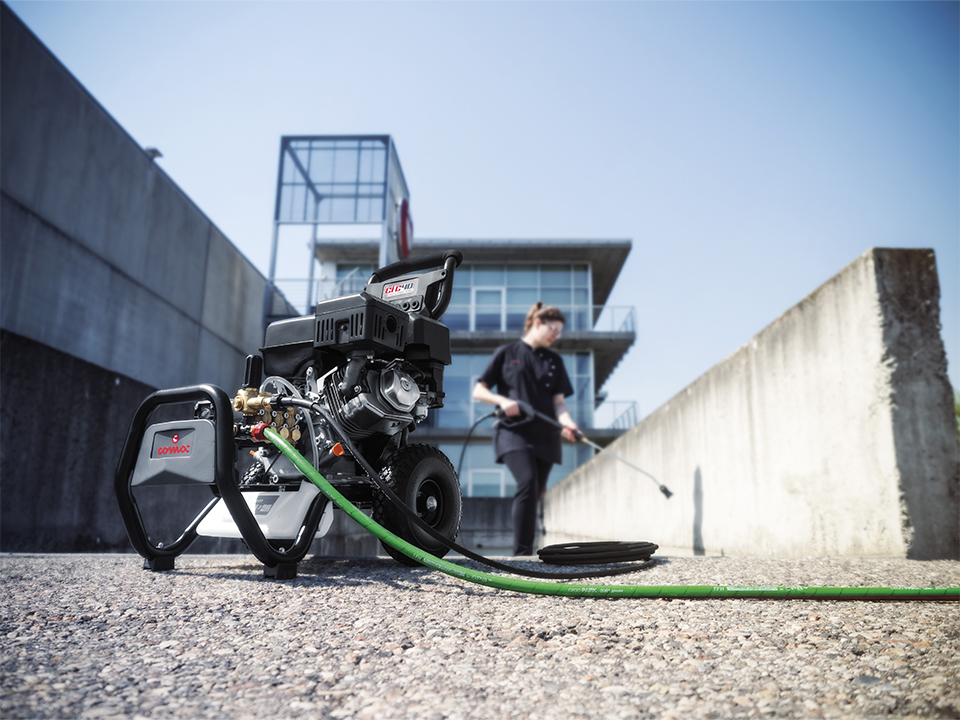 CI C40 THERMIC petrol-powered pressure washer for industrial cleaning