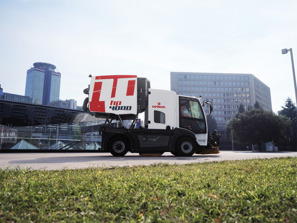 Comac HP4000 street sweeper collection hopper