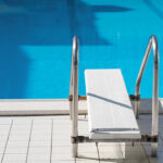 Scaletta e trampolino piscina